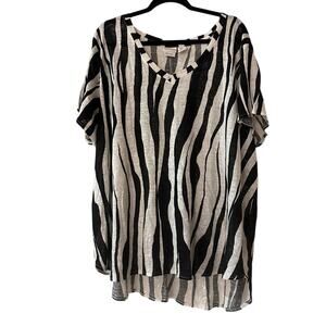 🍷Rachel Zoe 100% linen zebra print vneck tee size 3x